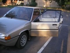 Louer une CITROEN BX 16 TRS de de 1985 (Photo 3)