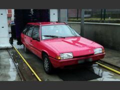 Louer une CITROËN BX Break de 1986 (Photo 1)