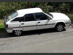 Louer une CITROËN BX de de 1989 (Photo 2)