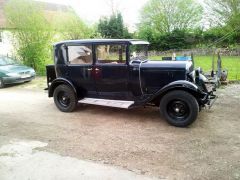 Louer une CITROËN C4 de de 1931 (Photo 1)