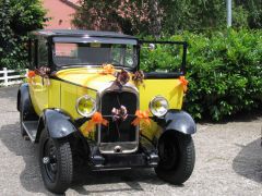 Louer une CITROËN C4 de de 1932 (Photo 2)