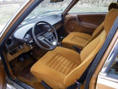 CITROEN CX 2200 Pallas de 1976 en location pour mariage dans l'Ari�ge