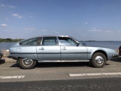 Louer une CITROËN CX 25 Pallas IE de de 1984 (Photo 4)