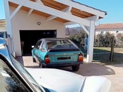 Louer une CITROËN CX Prestige  de de 1982 (Photo 3)