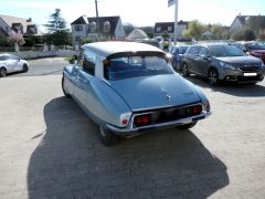 Louer une CITROËN D Super de de 1970 (Photo 4)