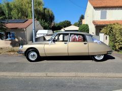 CITROEN D Super de 1972 en location pour mariage dans le Maine-et-Loire