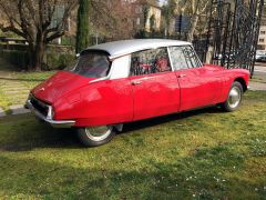 Louer une CITROËN DS 19 de de 1963 (Photo 3)