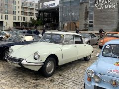 CITROEN DS 19 de 1967 en location pour mariage en Charente
