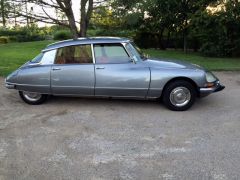 Louer une CITROËN DS 20 Pallas de de 1969 (Photo 1)