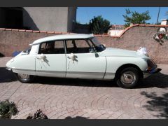 Louer une CITROËN DS 20 Pallas de de 1969 (Photo 3)