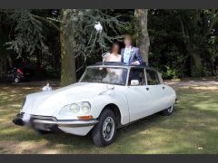 Louer une CITROËN DS 20 Pallas de de 1973 (Photo 2)