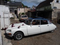 Louer une CITROËN DS 20 Pallas de de 1973 (Photo 3)