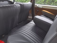 Louer une CITROËN DS 20 de de 1969 (Photo 5)