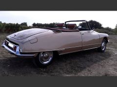 Louer une CITROËN DS 21 cabriolet de de 1973 (Photo 3)