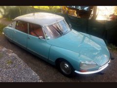 Louer une CITROËN DS 21 Pallas de de 1967 (Photo 1)