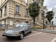 Louer une CITROËN DS 21 Pallas de de 1968 (Photo 2)