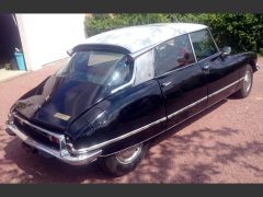 Louer une CITROËN DS 21 Pallas de de 1969 (Photo 2)