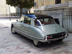 Louer une CITROËN DS 21 de de 1969 (Photo 4)