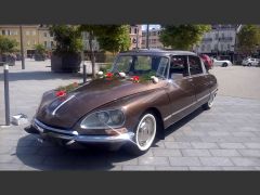 Louer une CITROËN DS 23 Pallas de 1972 (Photo 2)