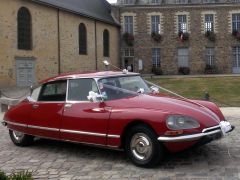 Louer une CITROËN DS 23I Pallas de de 1975 (Photo 3)