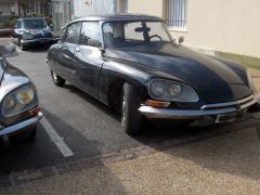 Louer une CITROËN DS 5 Préfecture de de 1974 (Photo 2)