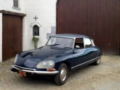 Louer une CITROËN DS D Spéciale de 1972 (Photo 2)