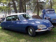Louer une CITRO&Euml;N DS D Super 5 de 1974 (Photo 1)