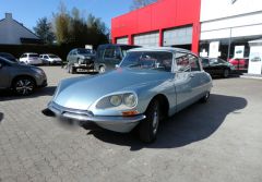Louer une CITRO&Euml;N DS D Super de de 1970 (Photo 3)