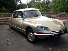 Louer une CITRO&Euml;N DS D Super de de 1972 (Photo 2)