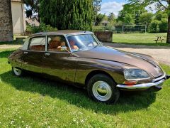 Louer une CITRO&Euml;N DS D Super de de 1974 (Photo 2)