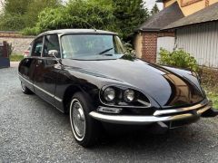 Louer une CITROËN DS IE 23 Pallas de de 1973 (Photo 1)