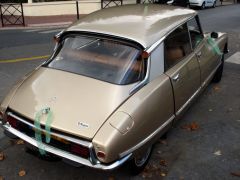 Louer une CITROËN DS Super de de 1972 (Photo 4)