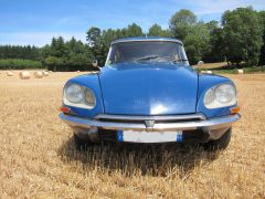 Louer une CITROËN DS de de 1968 (Photo 2)