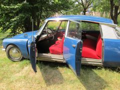 Louer une CITROËN DS de de 1968 (Photo 4)