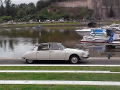 Louer une CITROËN DS de de 1970 (Photo 5)