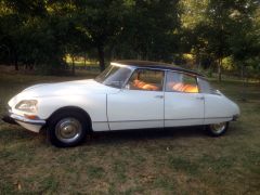 Louer une CITROËN DS de de 1970 (Photo 2)