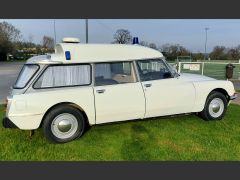 Louer une CITROEN DS de de 1973 (Photo 4)