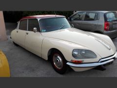 Louer une CITROËN DS de de 1973 (Photo 2)