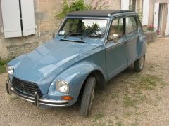 Louer une CITROËN Dyane Confort de de 1981 (Photo 1)