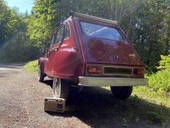 Louer une CITROËN Dyane de de 1981 (Photo 4)