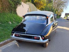 Louer une CITROEN ID 19 Confort de de 1958 (Photo 2)