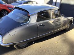 Louer une CITRO&Euml;N ID 19 P de de 1965 (Photo 2)