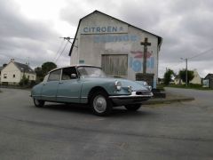 Louer une CITROËN ID19 de de 1958 (Photo 2)