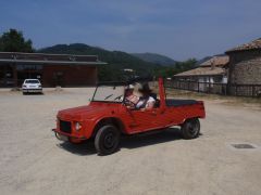 Louer une CITROËN Méhari de de 1975 (Photo 4)