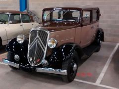 Louer une CITROËN Rosalie de de 1934 (Photo 2)