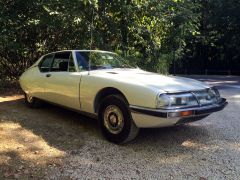 Louer une CITROËN SM de de 1970 (Photo 1)