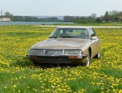 Louer une CITROËN SM de de 1971 (Photo 1)