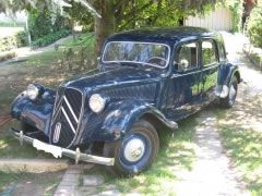 Louer une CITROËN Traction 11 B Commerciale de de 1957 (Photo 1)