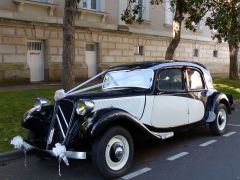 Louer une CITROËN Traction 11 B de de 1949 (Photo 3)