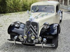 Louer une CITROËN Traction 11 B de de 1951 (Photo 2)